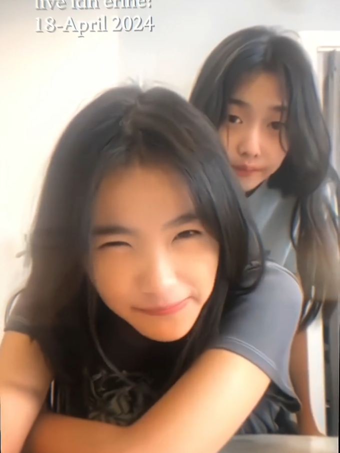 erine seneng banget ngeliat sahabat kandungnya🤭 #olinejkt48 #erinejkt48 #jkt48gen12 #fyp #4upage