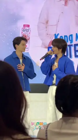 nay em Pung chủ động đưa tay ra cho ảnh nắm, coi cái mặt ảnh vui chưa kìa 🥺🥺😭😭 #kengharit #nampingster #kengnamping #เก่งน้ําปิง #KengNampingProtexYouwithCare