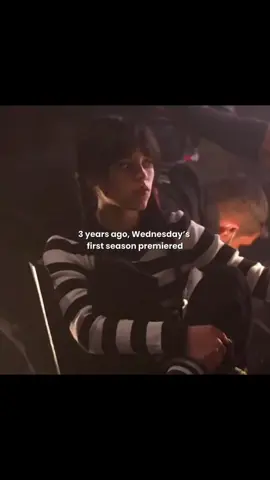 passou rápido... #Wednesday #jennaortega #emmamyers #fyp #vaiprafy 