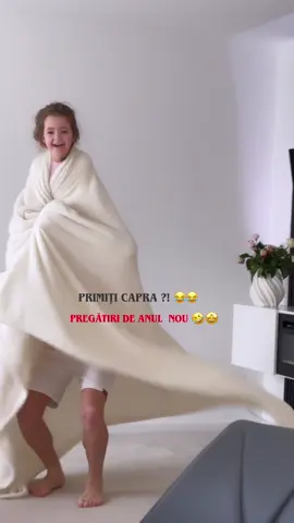 🤣🤣iată cum să-i fie interesant fetiței să învețe ceva cu mami, când știe ca se poate de jucat astfel?! 😳🤦😂😂😂 #myeloise👧🏼 #mygirl #moldova🇲🇩 #deutschland🇩🇪 #daddysgirl 