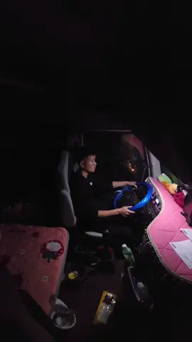 mệt, đói lắm rùi, nhanh về Vk Con chờ cơm :))