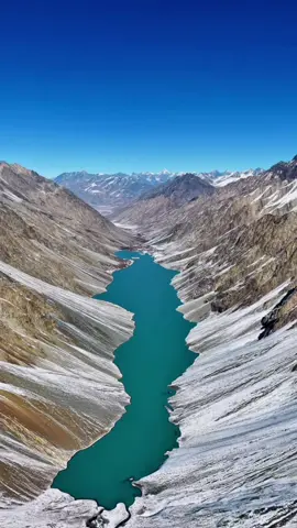 کوہِ ہندوکش کی سب سے بڑی جھیل، آپ نے پہلے ایسی ویڈیو نہی دیکھی ہوگی 🥰