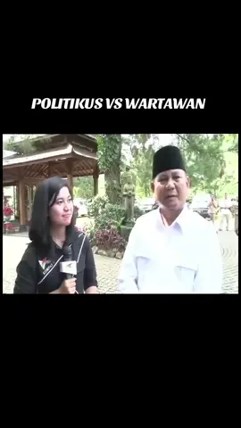 Politikus vs wartawan #politik #wartawan #jokowi #prabowo #fyp 