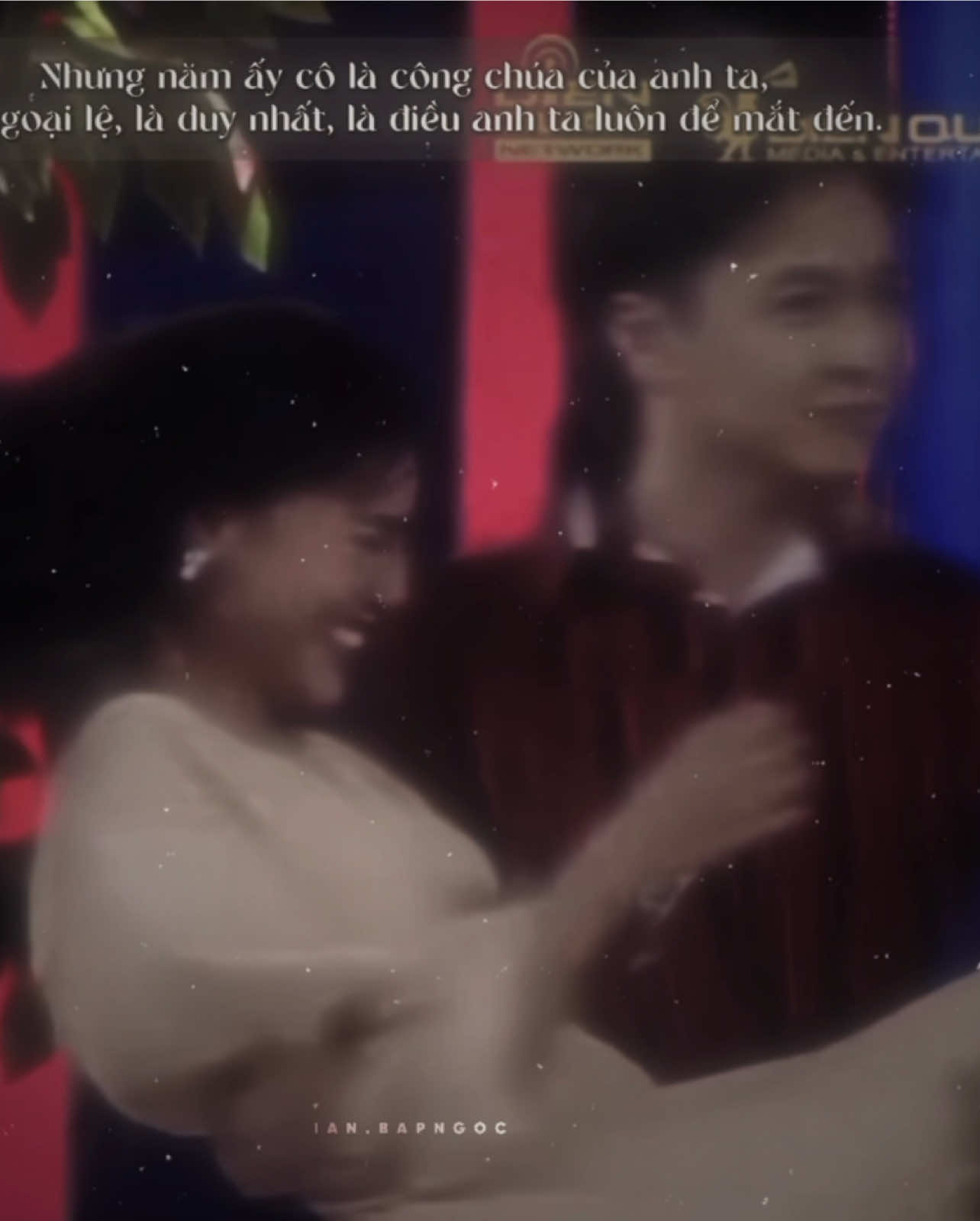 你只管闪耀，我来为你挡风遮雨。 