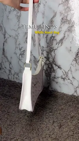 Pretty White handbag from Temu 😍🫶🏻 🎁 Your Rs.15,000 Coupon Bundle is Here! Tap https://temu.to/k/evtn6a2w2zk or search ald192435 in the Temu App for an extra 30% off. Don’t miss out! . [ trending, Temu finds, for you page,handbag, bags, best hand bags for girls ]  #foryoupage #tiktokplzviralmyvideo #trend #temufinds #bagtiktok 