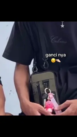 orangnya udah sangar, ganci nya pink’🤏🏻@B0tol_marJan #pipinlovers 