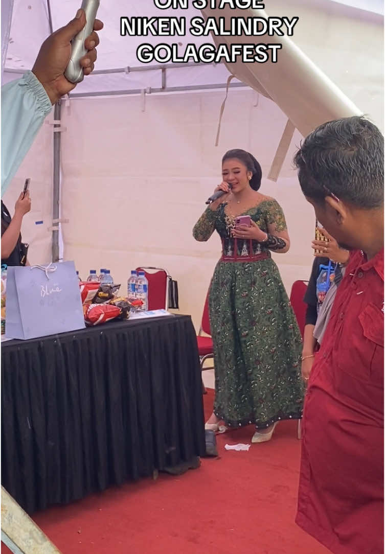 Suaramu penak tenan dek Niken 😍 @Niken Salindry Reall  #purbalingga #konserpurbalingga #golagafest2025 #konser #nikensalindry #fyp #yourpage 