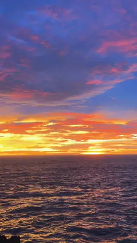 The real surganya dunia🥹🥹 #pantaiselatan #sunset #gunungkidul #fypシ゚ #viral 