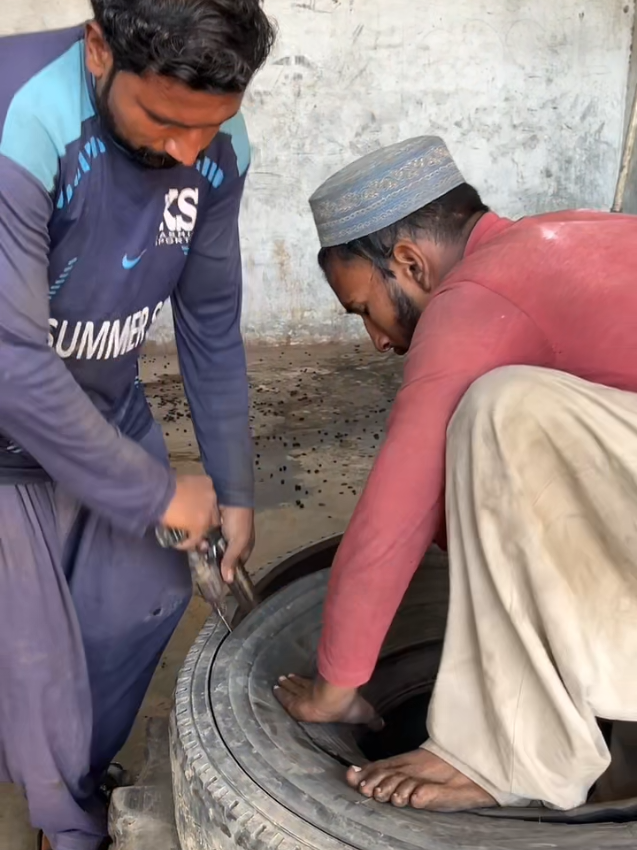 Dismantling A Giant Size Tyre #tyre #dismantling #viral #viral_video #tiktokshorts 