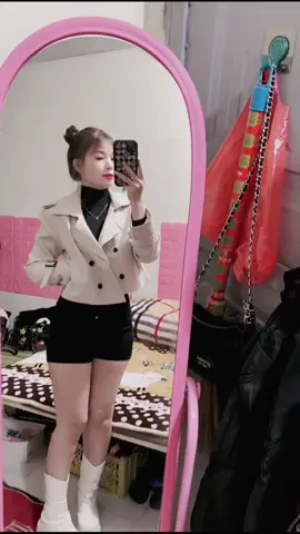 #TikTokAwardsVNem : Anh ơi gió đông cận kề. Đừng lượn lờ nữa, về nhà em thương🤭