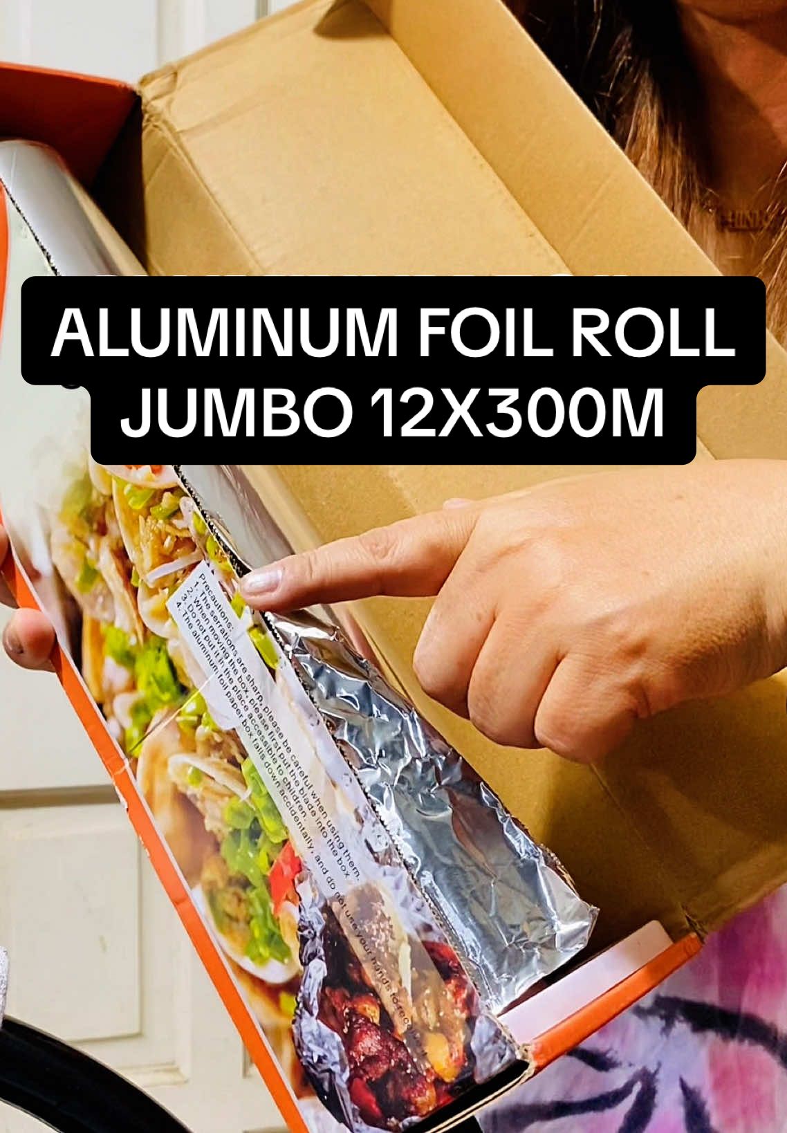 Aluminum Foil Jumbo Roll 12X300 DM with Built-in Cutter. Thick and High Quality Aluminum. #aluminumfoil #familyhelper #aluminumfoil300m #KitchenHacks #phinkscads 