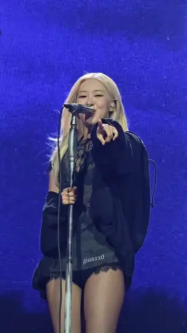 toxic till the end - @ROSÉ - DEADLINE IN BULACAN #BLACKPINK #ROSE #DEADLINE_IN_BULACAN #DEADLINE #ROSIE 