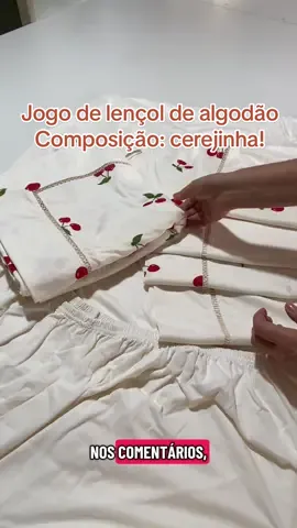 Jogo de lençol na malha de algodão, composição cerejinha; pode ser o lençol com elástico vermelho, estampado cerejinha e ainda o lençol com elástico off white e, ainda contém quatro fronhas e mais o lençol de cima que é o sobre lençol. Você gostou? Deixe um gostei nos comentários e já segue o nosso perfil aqui no TikTok! #lencoldemalha #lencoldealgodao #qualidade #lençoldeelastico #lencol 