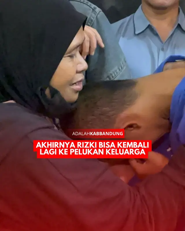 Haru, warnai di Polresta Bandung malam ini. Polresta Bandung serahkan Rizki Nur Fadillah yang sebelumnya dipulangkan dari Kamboja ke Indonesia oleh petugas gabungan kepada pihak keluarga. Prosesi serah terima ini dilakukan di Mapolresta Bandung, Jalan Bhayangkara, Kabupaten Bandung, Minggu (23/11/2025) malam. #adalahkabbandung #bandung #rizki #kamboja 