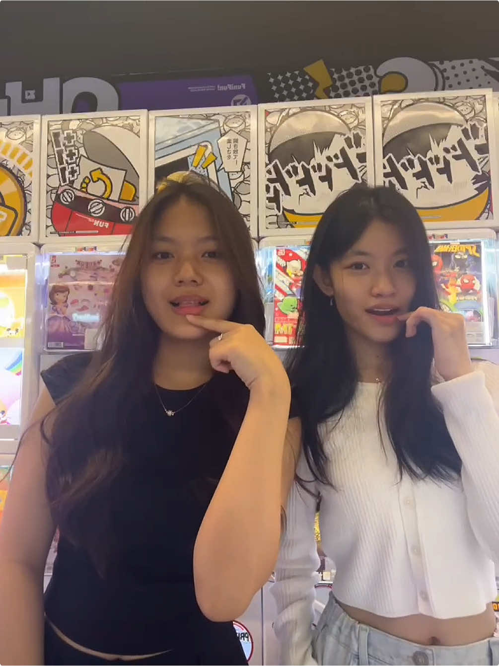 #merahbibirkamuholic