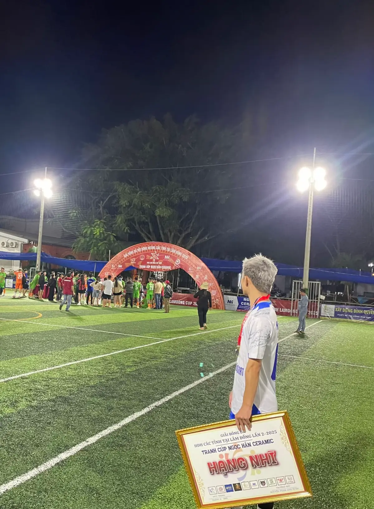 -Sáng bị loại sân 5 phút bù giờ,chiều thua sân 7 chung kết đầy cay đắng -Chắc do quả đầu này không hợp phong thuỷ rồi 😢 #xuhuong #trending #bongda #phuiht #bongdaphui 