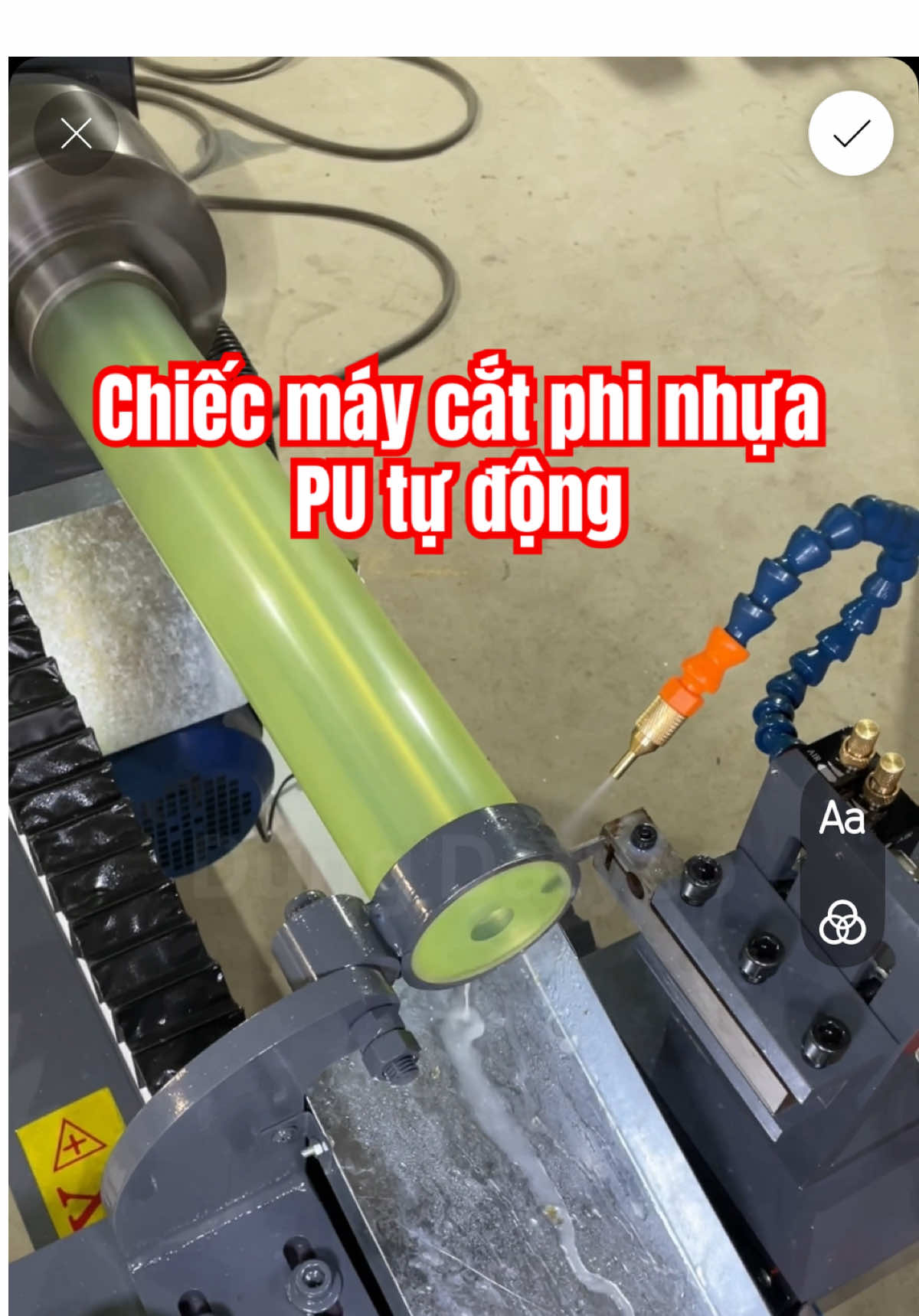 Chiếc máy cắt phi nhựa PU tự động