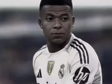 دس مبابي على جماعة باريس 🔥🤙🏽#مبابي #ريال_مدريد #باريس_سان_جيرمان #كازانوفا #كرة_القدم_العالمية 