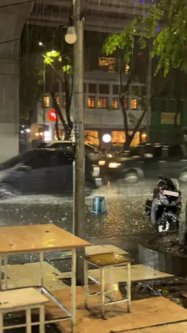 Palembang diguyur hujan☔️ 