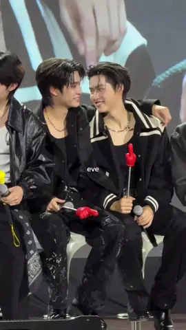 cr: appleofmye___ #lukemick #lukeso_ #mickmetas