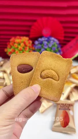 Bánh quy giòn mix hạt dinh dưỡng ăn là mê#nguyenvan #banhquy #banhquygion #banhquymixhat #ancungtiktok 