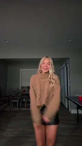 🕺🕺 @hazelstav #fypシ 