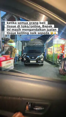 NORMALISASIKAN BELI DI PEDAGANG KECIL ❤️ buat yang mau cari Pak Feri, beliau jualan di outlet MTrans Denpasar Jl. Gurita I No. 16 Pedungan, Denpasar Selatan, Bali