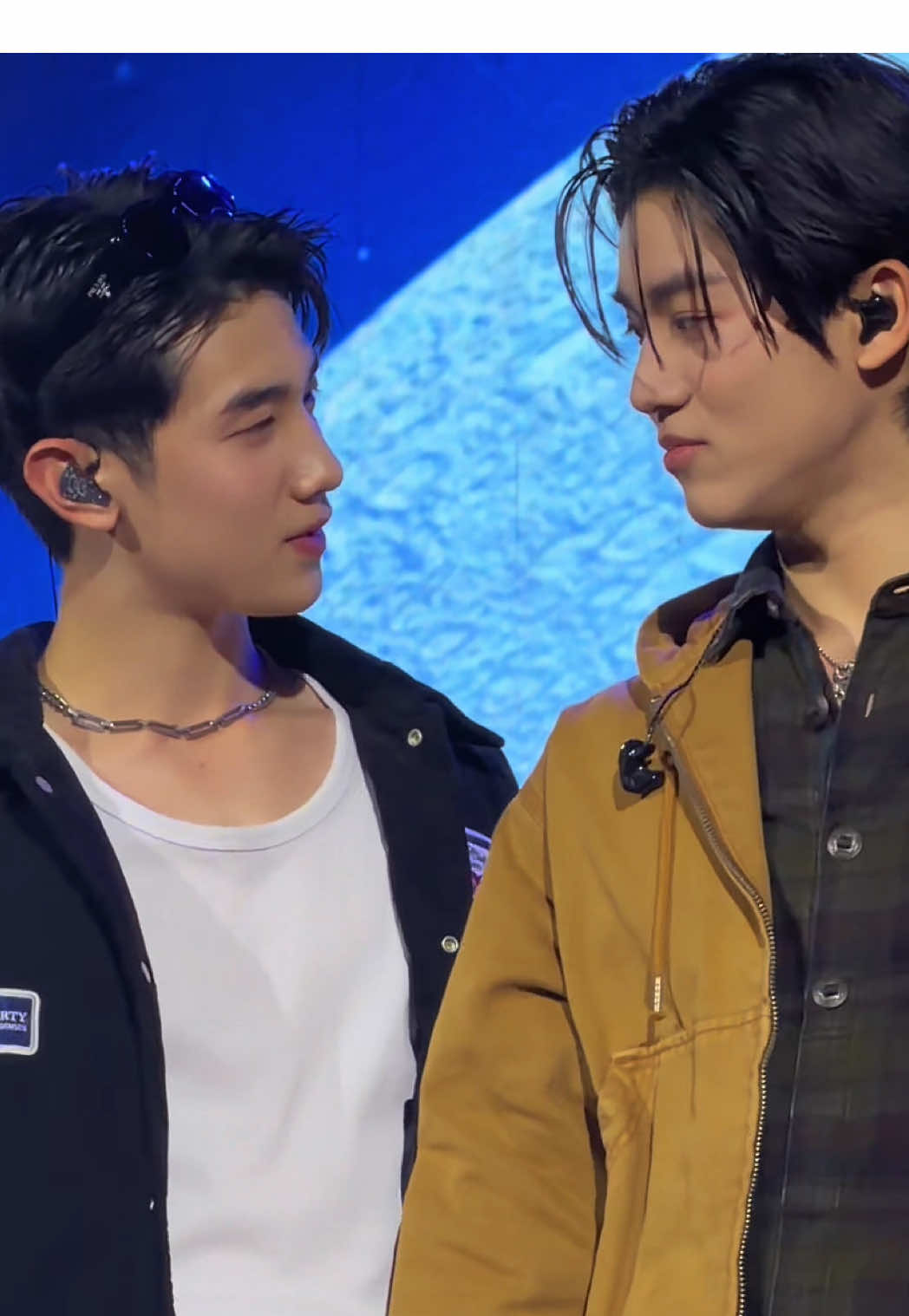 เจ็บเมื่อไหร่ก็…….. #APFANDAYxVIETNAM #AlmondProgress #Almondbabybigboy #ProgressPassawish #GMMTVFANDAY26 