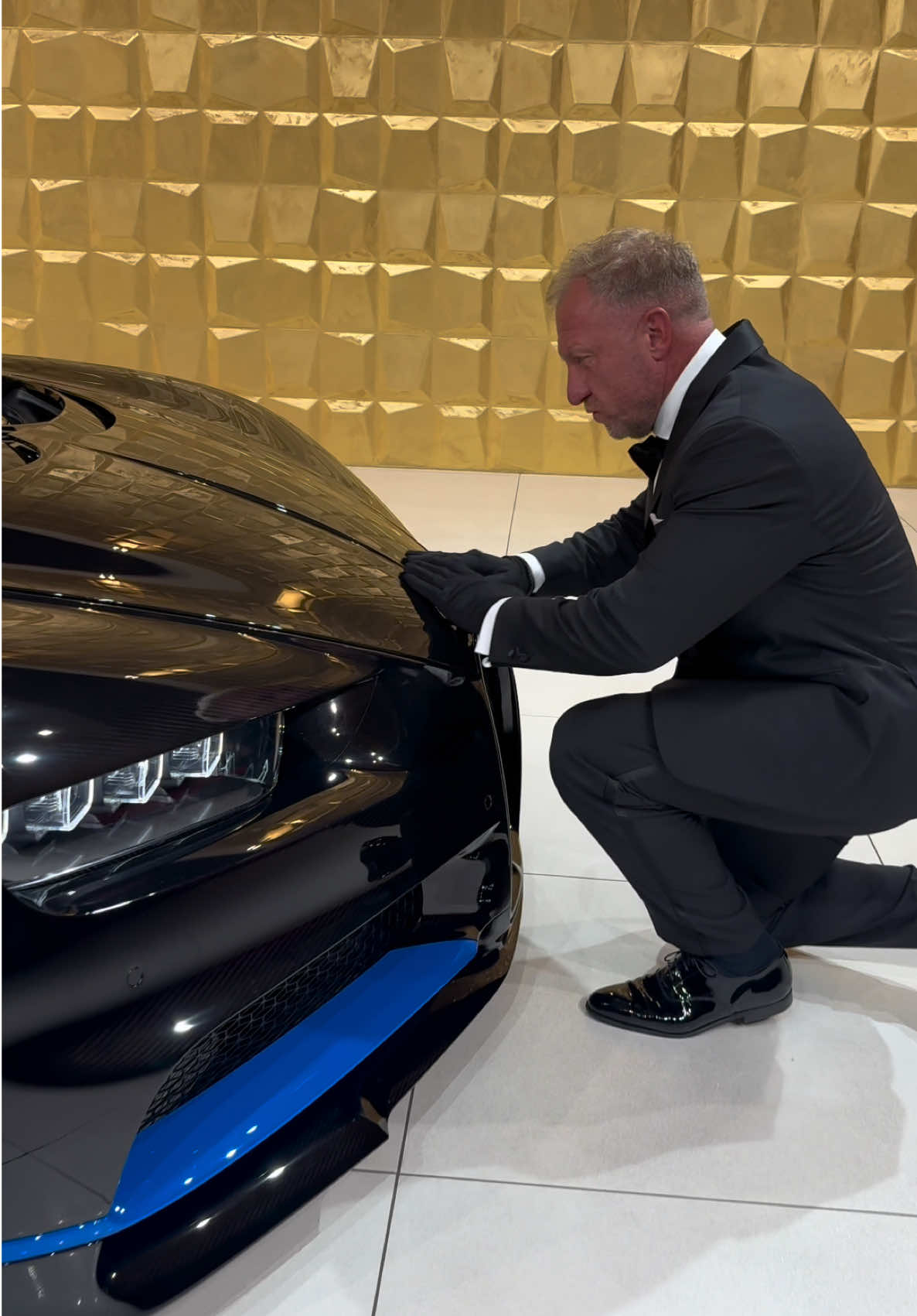 𝐅𝐮𝐥𝐥 𝐂𝐚𝐫𝐛𝐨𝐧 𝐁𝐮𝐠𝐚𝐭𝐭𝐢  𝐂𝐡𝐢𝐫𝐨𝐧 - 𝐁𝐥𝐚𝐜𝐤 𝐂𝐚𝐫𝐛𝐨𝐧 + 𝐅𝐫𝐞𝐦𝐜𝐡 𝐑𝐚𝐜𝐢𝐧𝐠 𝐁𝐥𝐮𝐞  #bugatti #fyp 