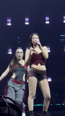 JENNNIEEEE🥹❤️🤏 #jennie #jenniekim #blackpink #fyp 