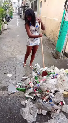 BRIGOU VAI 🧹 BAILE 😂😂😂🌊