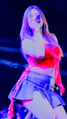 sangat mempesona.. @seprilsaharaid  #seprilsahara #laluna #lalunamusicentertaiment #fyp #fyppppppppppppppppppppppp 