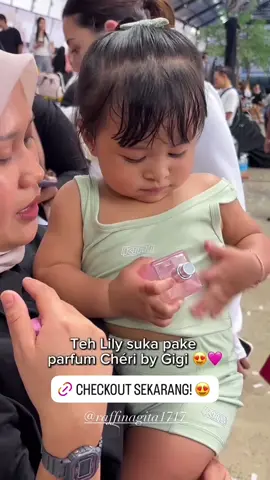 pake parfume mama gigi 🥰 #ranaimamalikaraudhiaandara #lily #raffinagita1717 
