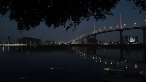 اريُـد نسيـانك ولا استطـيَع النوَم دون ان اتـَذگْرك، اتمنى أنـي لم اعـرفـَك ومـع ذلـك اعتبـَرك اجـُمل ما حَدث لي فـي هاذه الـدنـُيا: #كريم_منصور #رياكشن #حزين #Love #zxycba 