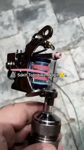 Ketika Asmara Hancur💔.. Tattoo Meluncur🥀 Open Tattoo🇮🇩🔥. _Done By Nazmipotattoo. #tattoostory #tattoos #tattoovibes🥀 #patahhati💔💔  #fyppppppppp 