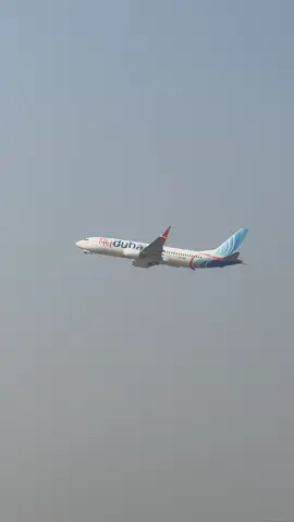 Just wanna watch these planes for the whole day 🫰🏻#planespottingismyhobby #boeing #airbus #takeoff #airport 