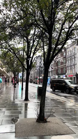 #لندن #لندن🇬🇧 #نوفمبر  أجواء الصباح اليوم أمطار ترد الروح ☔️🌧️