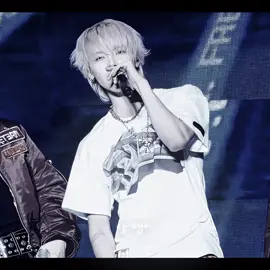 i wanna smooch his hairstylist HE LOOKS SO GOOD #nicholas #andteam #andteam_nicholas #luné #nico ib/ac: @sugartalkin - &team edit nicholas wang kpop jpop 