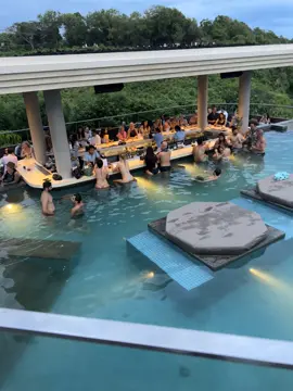 Não toca…..#savayabeachclub #bali #palopes🇬🇼🇨🇻🇲🇿🇸🇹🇦🇴 #beachclub #beachclubbali