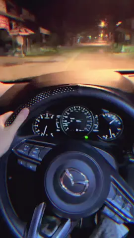 Mình luôn miệng nói rằng độc thân cũng tốt. Thế nhưng vào một ngày trời mưa, mình chợt nhận ra những người khác được che Ô... Còn mình thì, đi ô tô…❤️ #herr #xuhuong #tiktok #chill 