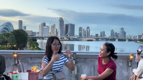 Ngobrolin tentang kegiatan hari kita tadi pada hari ini juga🤣@sisi_syahira 