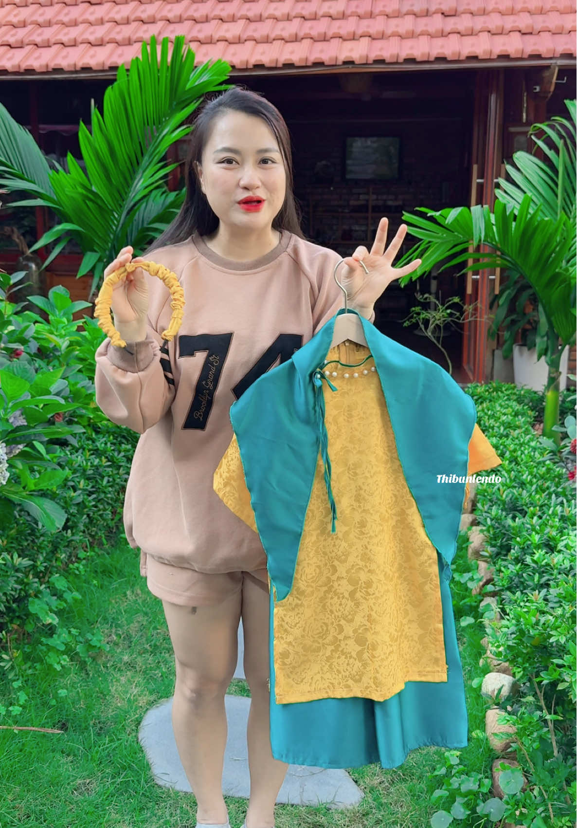 Áo dài mợ chảnh nhiều phụ kiện cầu kỳ tặng kèm nha #aodaibegai #aodaichobe #aodaitet2026 #aodailua #aodaicachtanbegai 