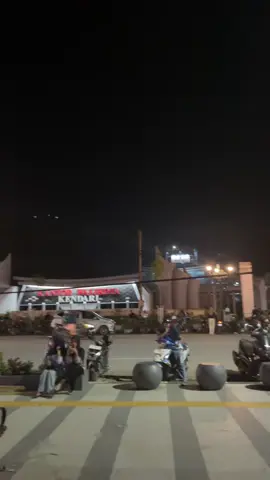 Asik betul Kendari street musik di depan tuggu religi merepett e #cj #gtasanandreas #fyp 