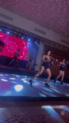 #fyp #foryoupage #viral #tiktoksrilanka🇱🇰 @Ashani Sewwandi💃 @Dark Shine Dance Studio 