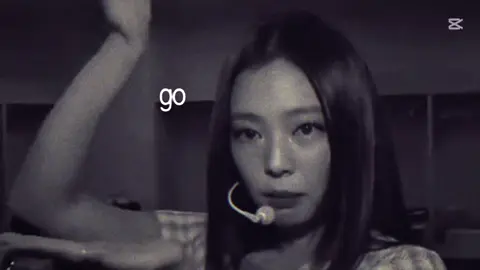 @JENNIE @blackpinkofficial 