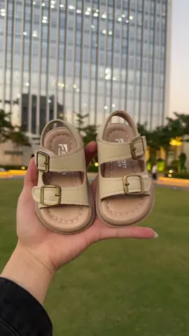 Sandal quai da mềm mịn dính chắc bé dễ đi #depquaichobe #sandalchobe #sandalbetrai #sandaltreem 