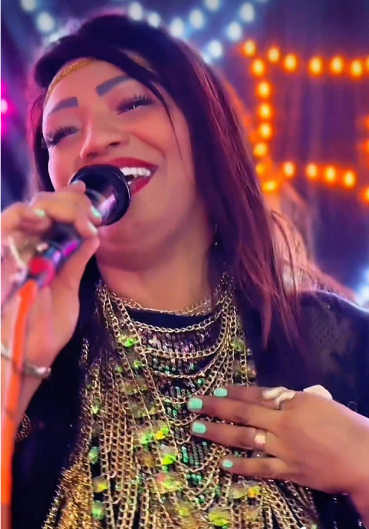 شفتو يمشي بدرب الله.. يوقع واقله اسمالله😱#ساحره_الجنوب_حنين 