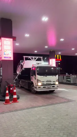 #السوده🖤✈️#طير اخضر طير مبرقع #دبي_الامارات_ابوظبي_عمان_السعوديه #✈️🖤 