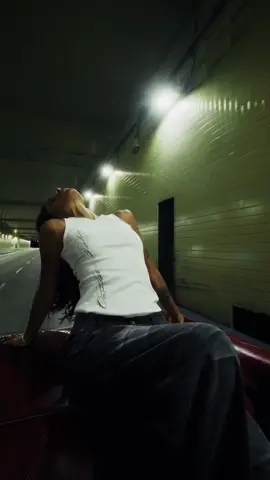 pretty girls wear oandas palace #aesthetic #cinematic #fashiontiktok 