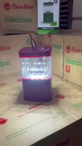 E lên vội con đèn dùng bằng pin Đèn bỏ pin rạng đông e về nhiều đèn rạng đông siêu sáng  💪chất lượng là có thật 💪Độ bền của đèn trên 5 năm,hết mùa chỉ cần tháo pin ra khỏi đen cat nam sau bo pin vao xai tiep thoi  Đèn Pin LED Rạng Đông. Sử dụng pin nên cúp điện lâu ngày ko sợ hết pin. Độ bền cao xài lâu năm.  Chiếu sáng liên tục 15h 💁🏻‍♀️Model: D CS 036DC/2,5W Điện áp: 4,5V Nguồn pin: 3 pin D Công suất: 2,5w Chiếu sáng liên tục: 15 giờ Màu ánh sáng: Trắng Kích thước (DxRxC): (113x86x216) mm #denrangdong  #denpin  #denpinsieusang  #baolu #tiktok 